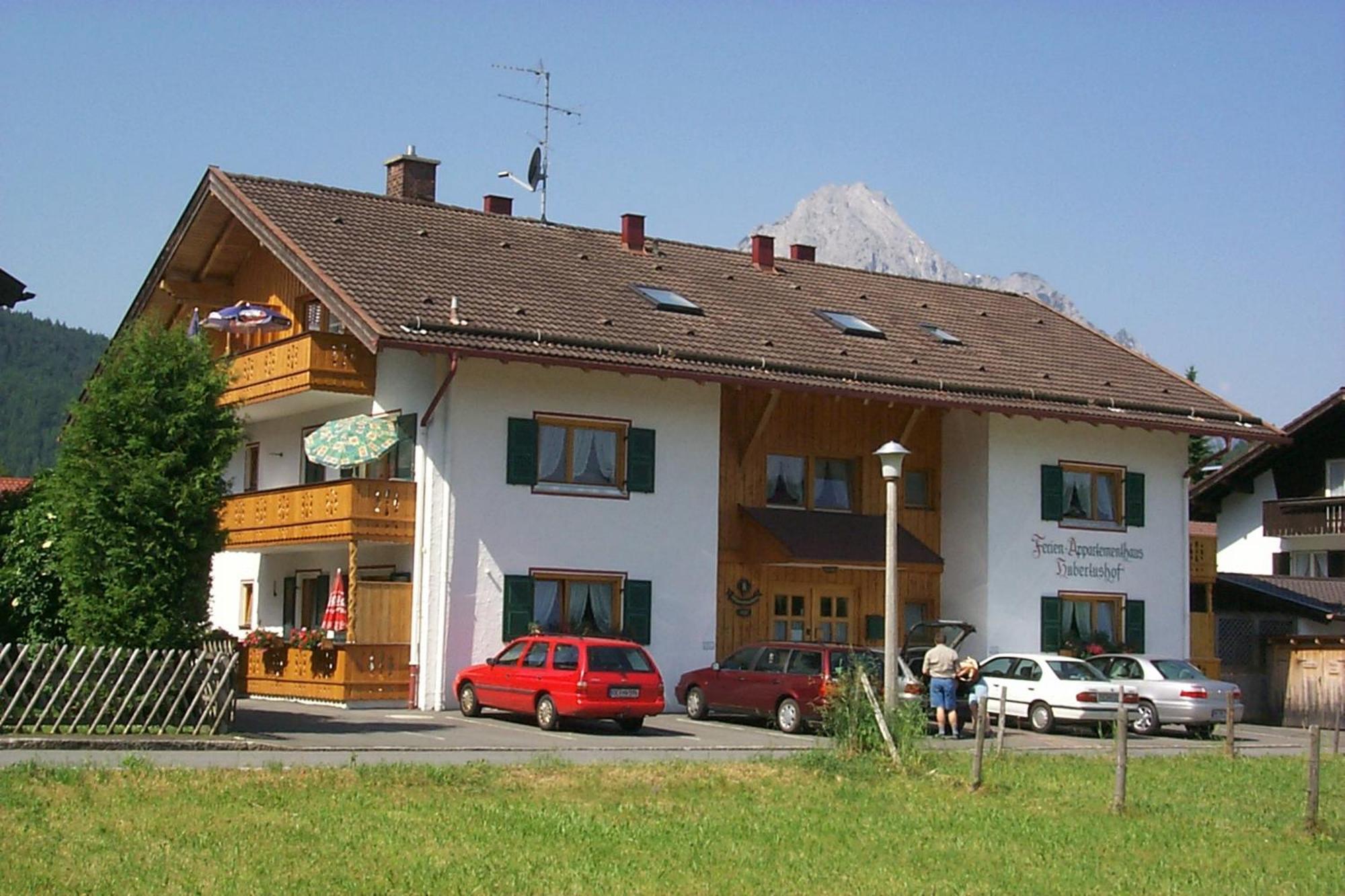 Ferienapartmenthaus Hubertushof Mittenwald Exteriör bild