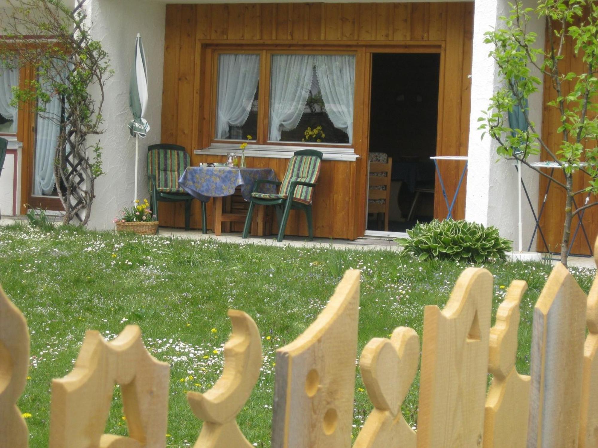 Ferienapartmenthaus Hubertushof Mittenwald Exteriör bild