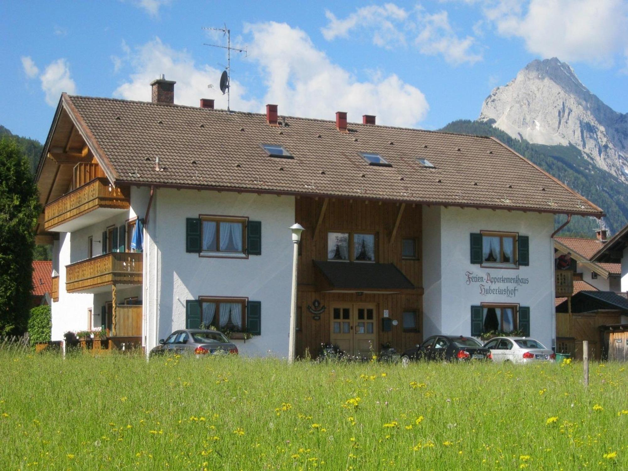 Ferienapartmenthaus Hubertushof Mittenwald Exteriör bild