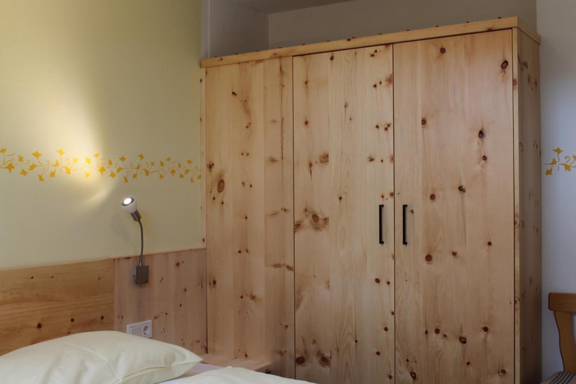 Ferienapartmenthaus Hubertushof Mittenwald Exteriör bild